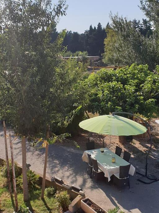 St Rèmy de Provence, La Maison du Berger Saint-Andiol Esterno foto