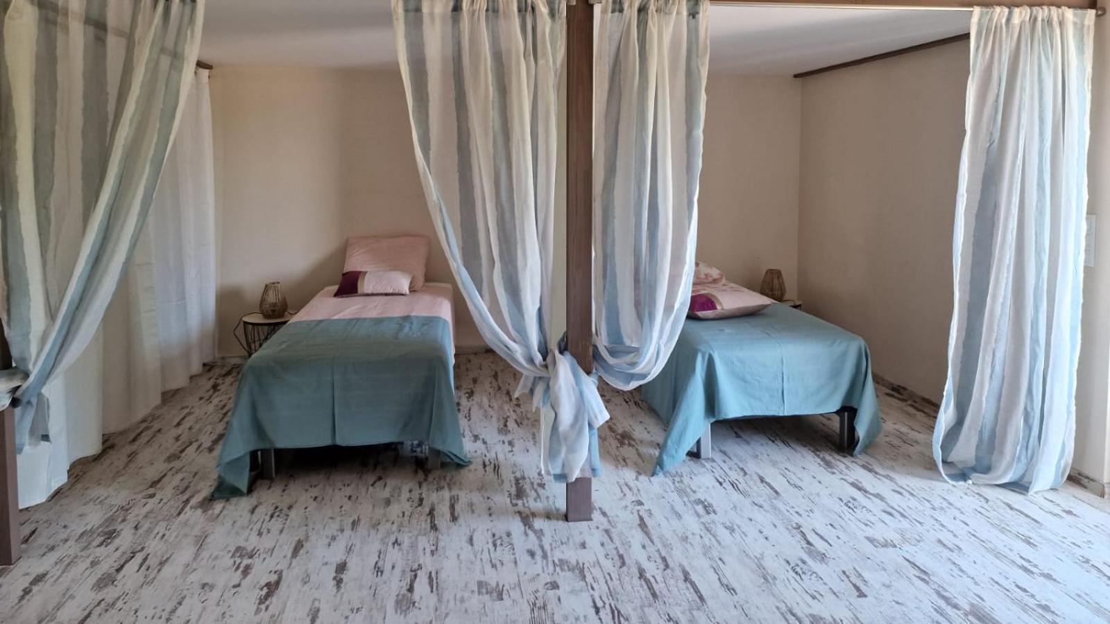 St Rèmy de Provence, La Maison du Berger Saint-Andiol Esterno foto